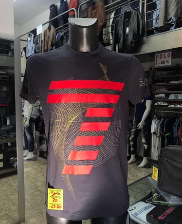 T-shirt Ea7 sportiva