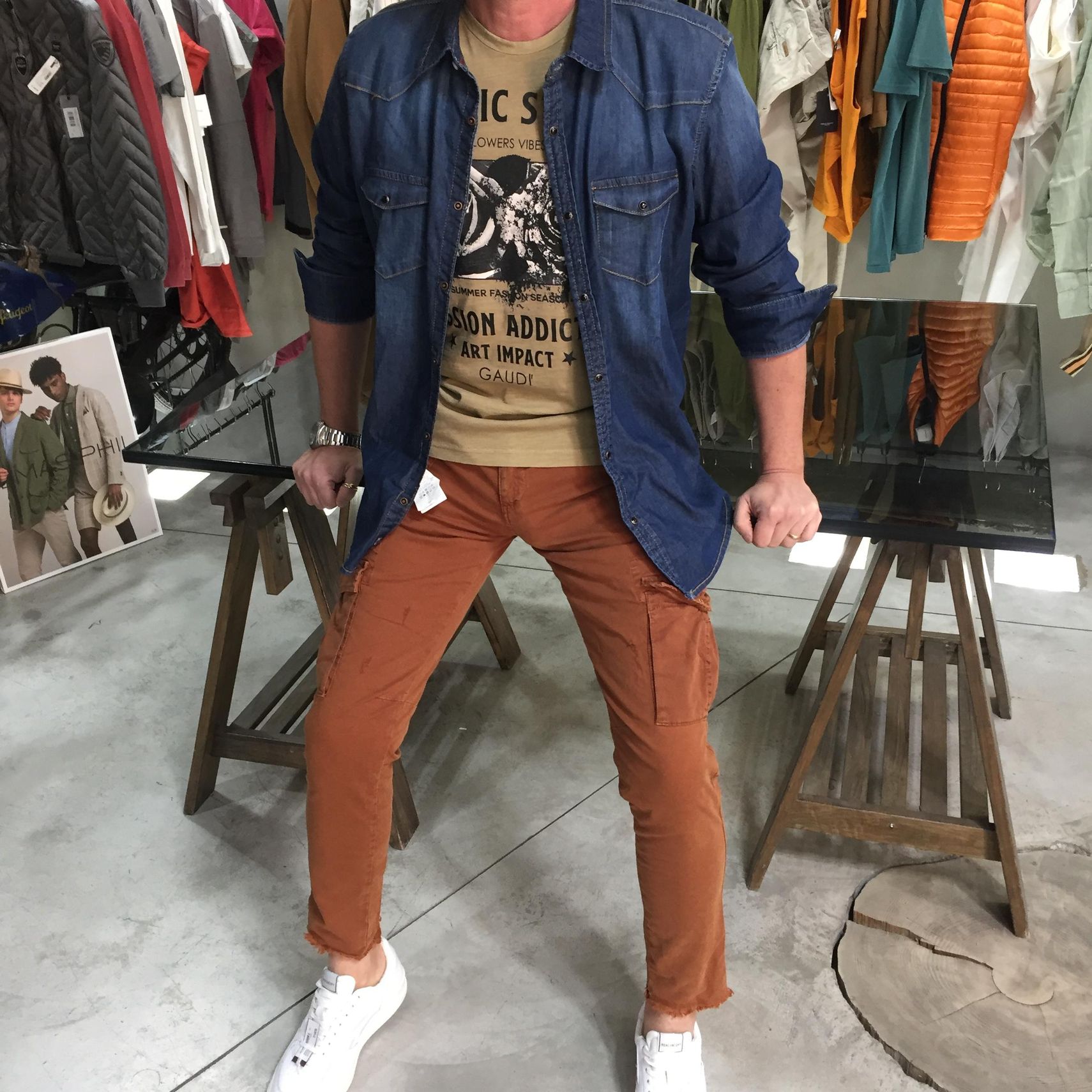 Outfit cargo e denim