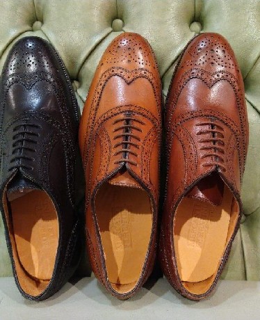 Scarpa lavorata nera