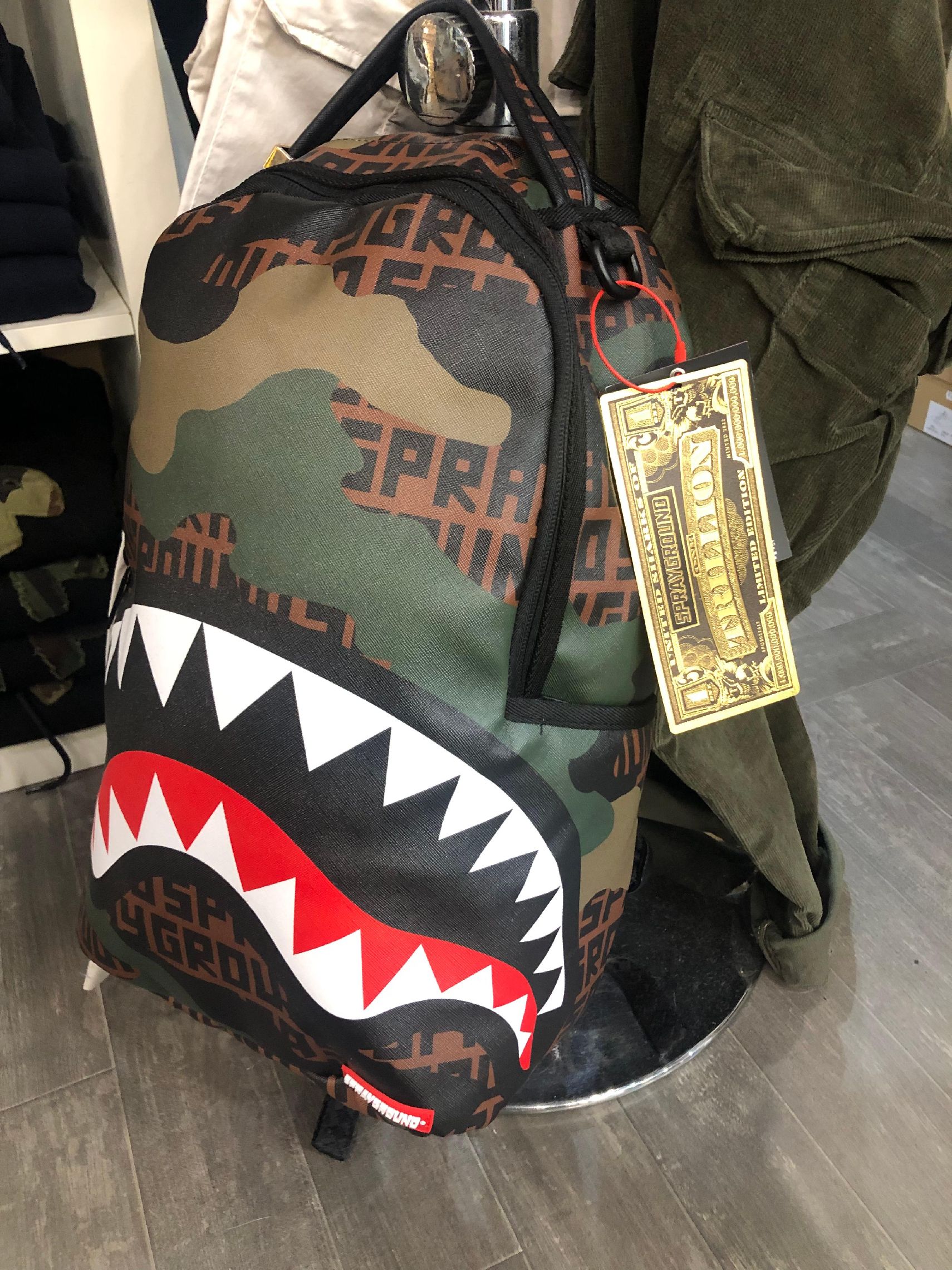 Là Zaino Spray Ground