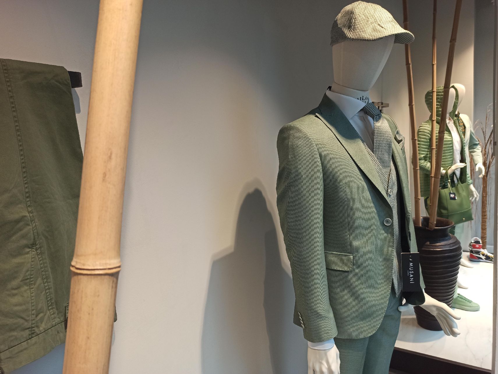 Vetrina uomo boho chic