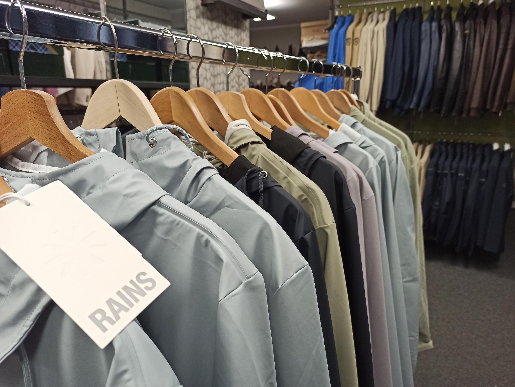 Estate piovosa? Rains è la risposta