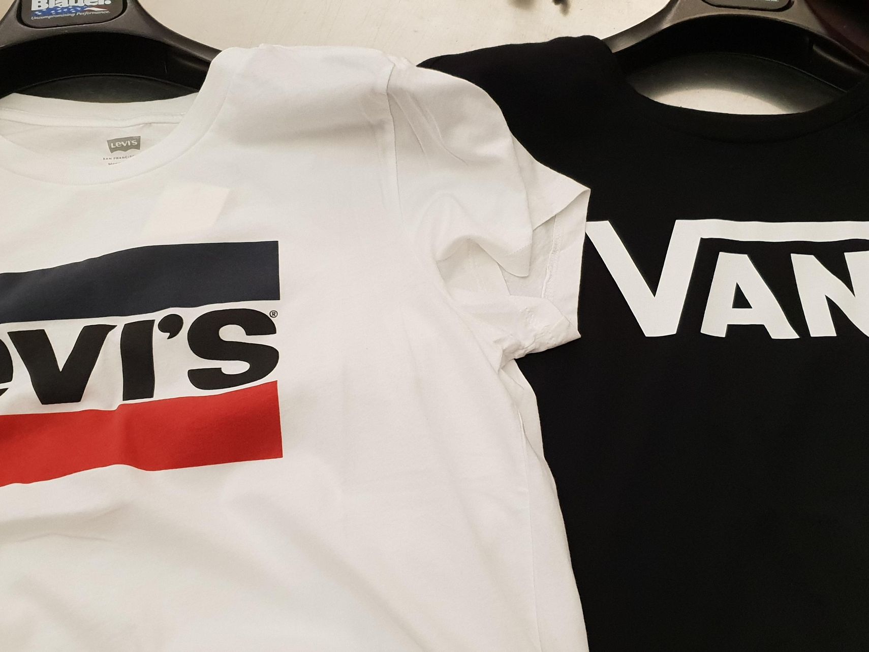 levis vans