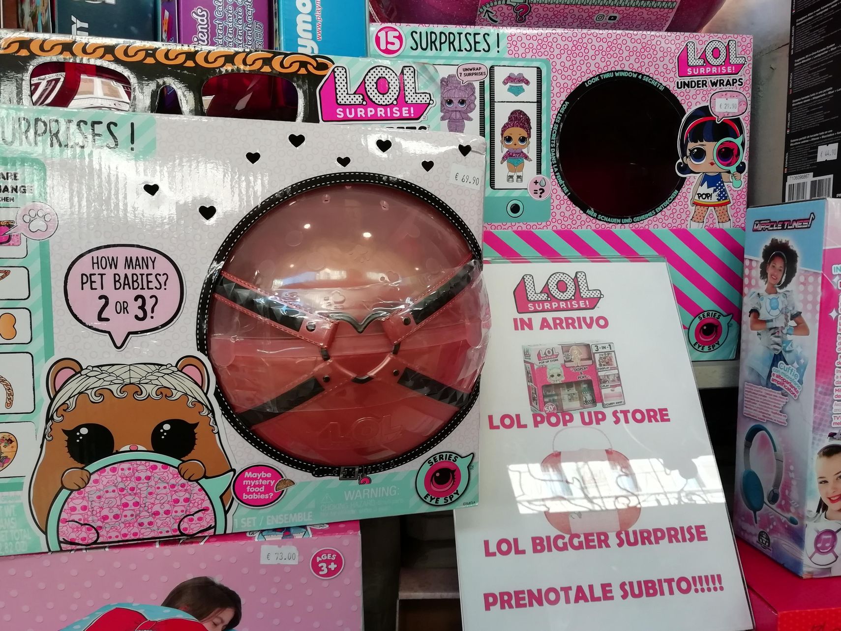 L. O. L pet