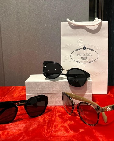 Occhiale da sole Prada 04T