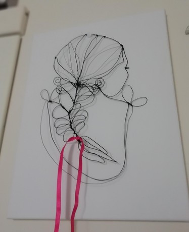 Scultura filo mettallico