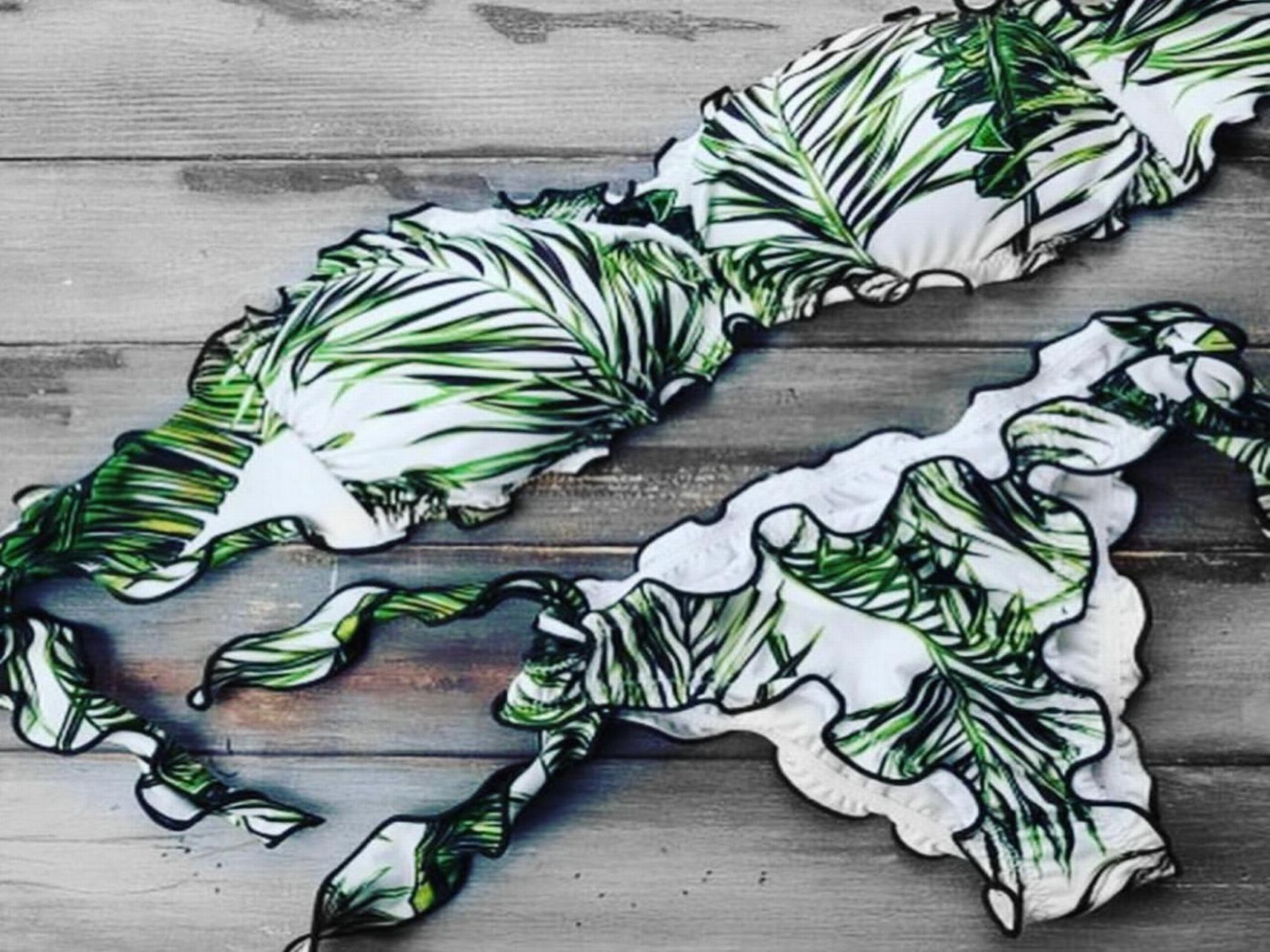 Ma i nuove costume F**k ?? 2019 al mare