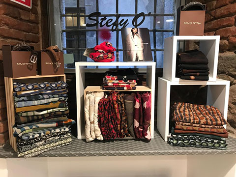 BLACK WEEK BAGS & FOULARDS