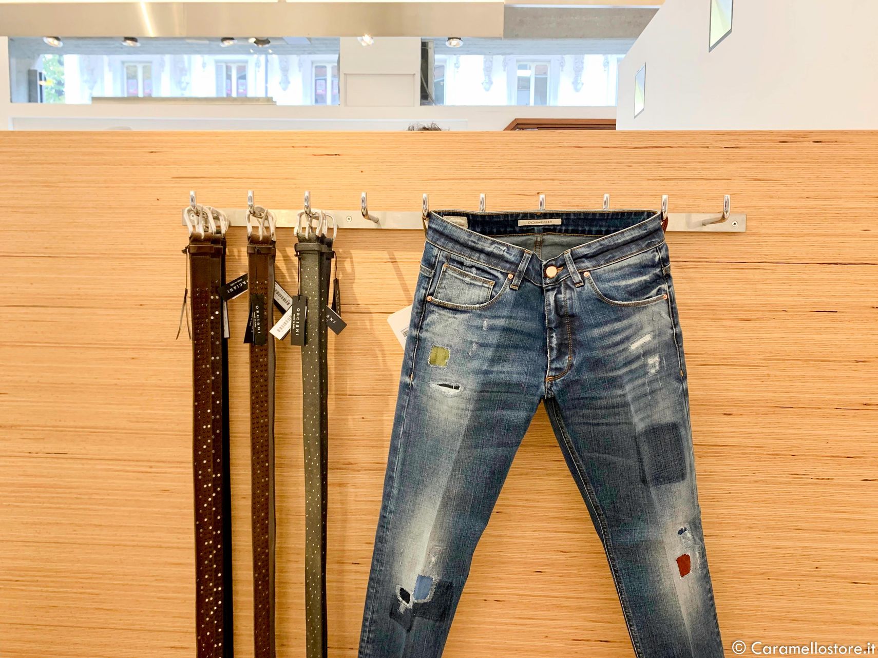 Jeans Don the Fuller e cinta Orciani: che coppia!