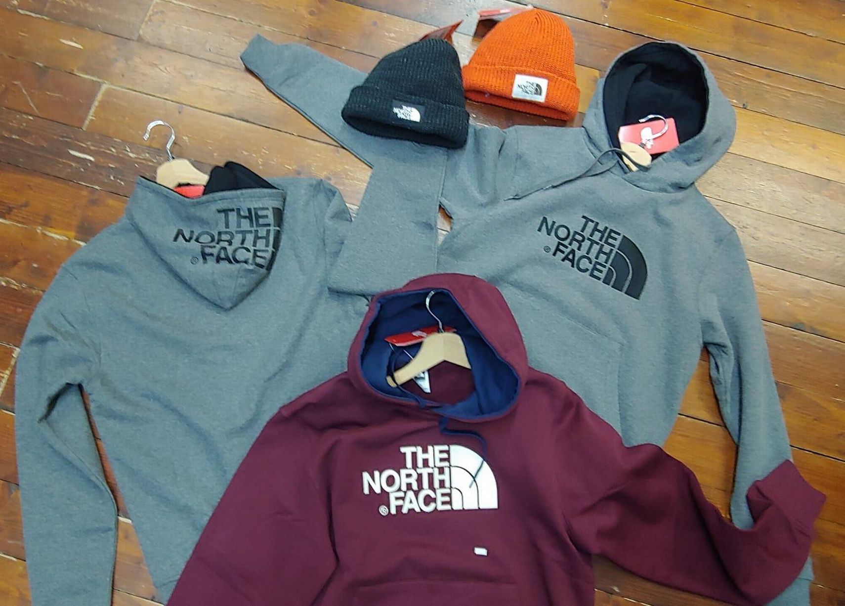 Felpe e berretti North Face