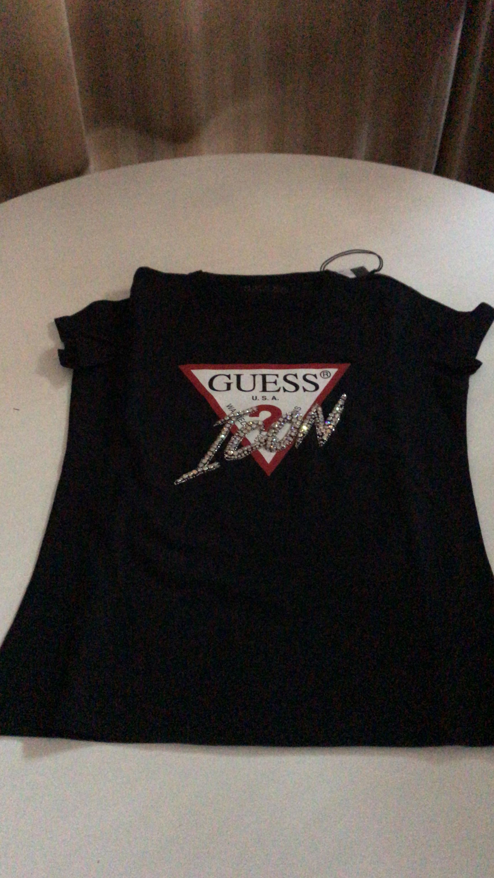 T-shirt Guess