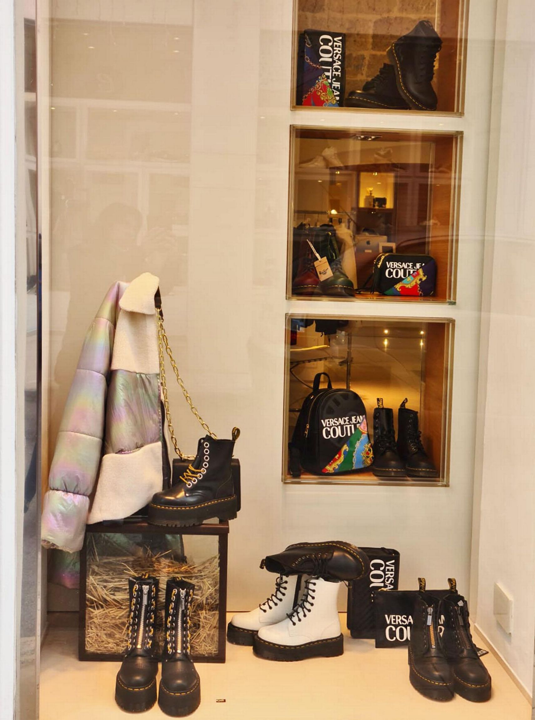 DR MARTEN'S e VERSACE COUTURE